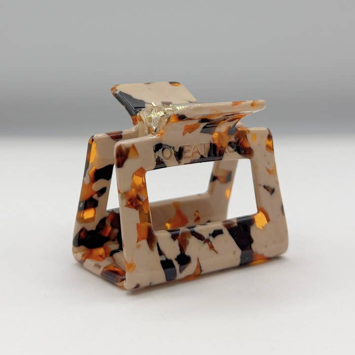 Love Attack - Wholesale Hair Clip - Women's - Raya Cellulose Acetate Hair Claw Clips56