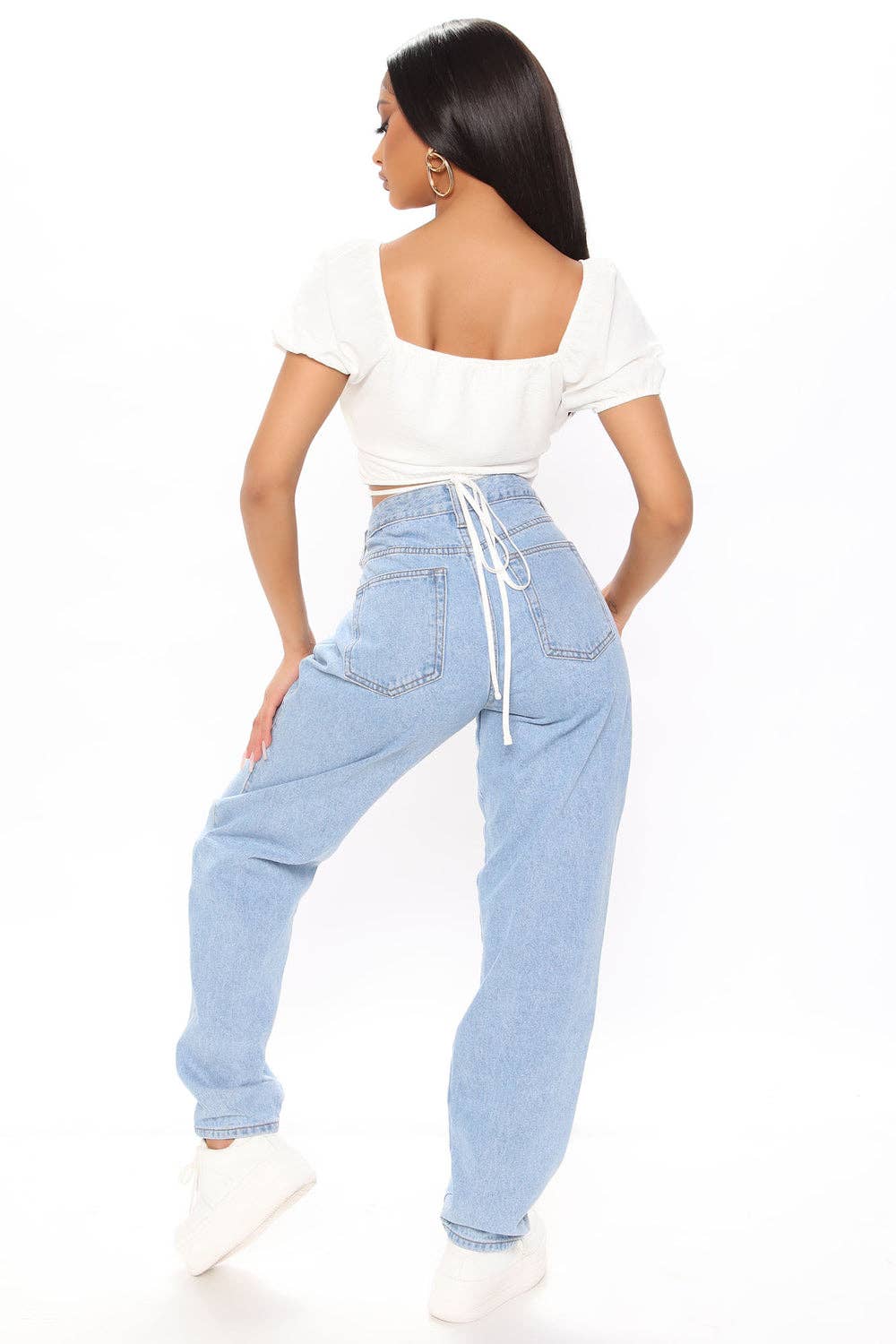 5besties inc - Vente Chemisier – femme - TOP COURT À MANCHES COURTES AVEC DÉCOUPE ET NŒUD13