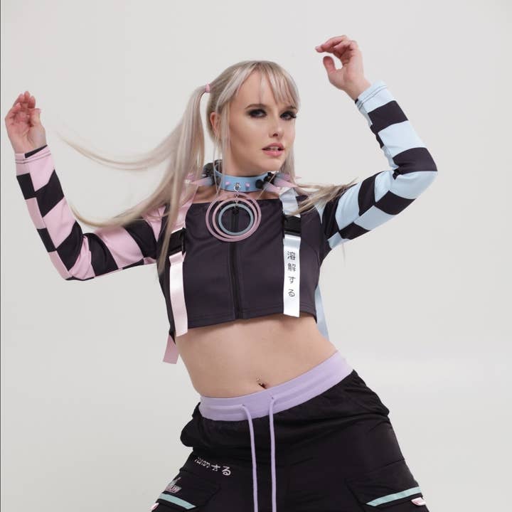 Tilbede dig selv afgrøde top for engroshandel hos Melleium