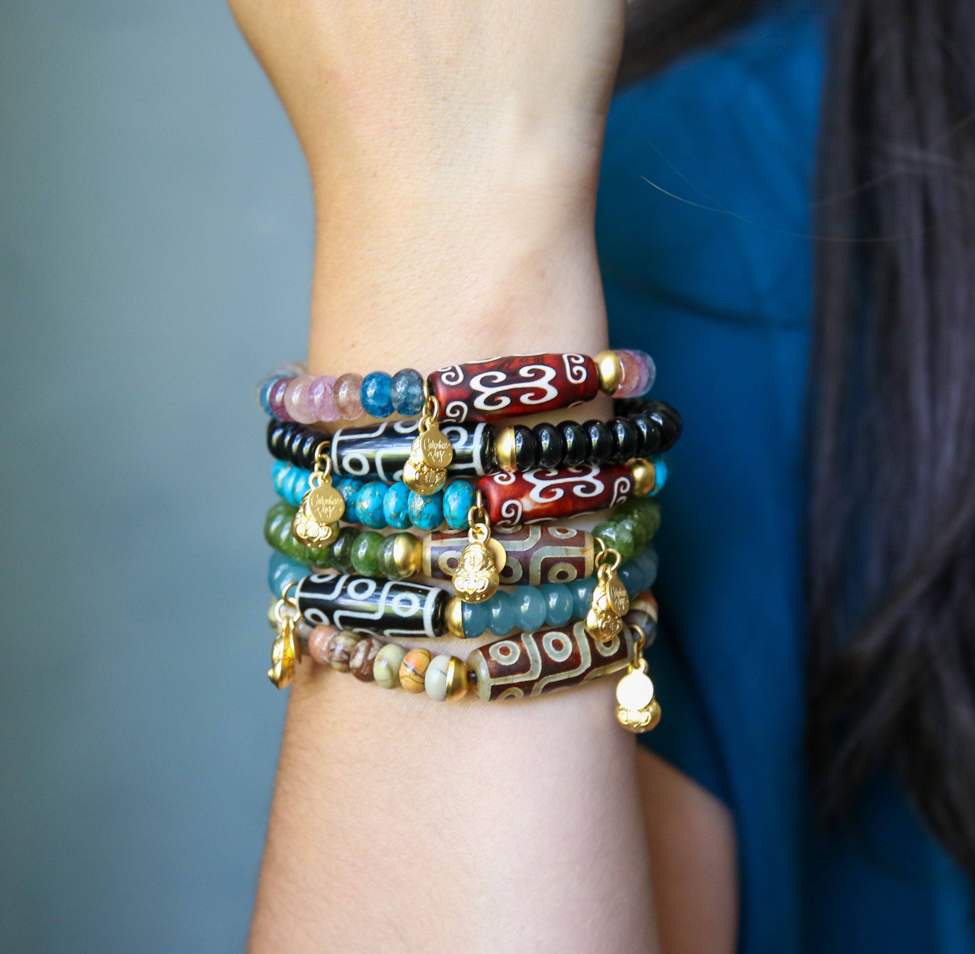 Catherine Page Jewelry - Vente Bracelet de perles - Bracelet Dharma en Brume Bleue1