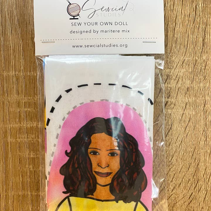 Sewcial Studies – Kit de costura artesanal por atacado – Tecido de boneca faça você mesmo Sylvia Rivera