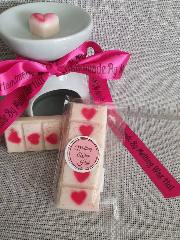 Bakewell Tart Snap bar for wholesale by Melting Wax Hut