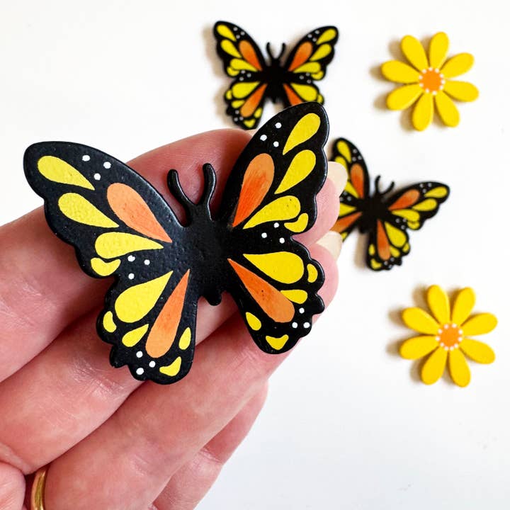 Monarch Butterfly Magnet for wholesale by Roeda Studio