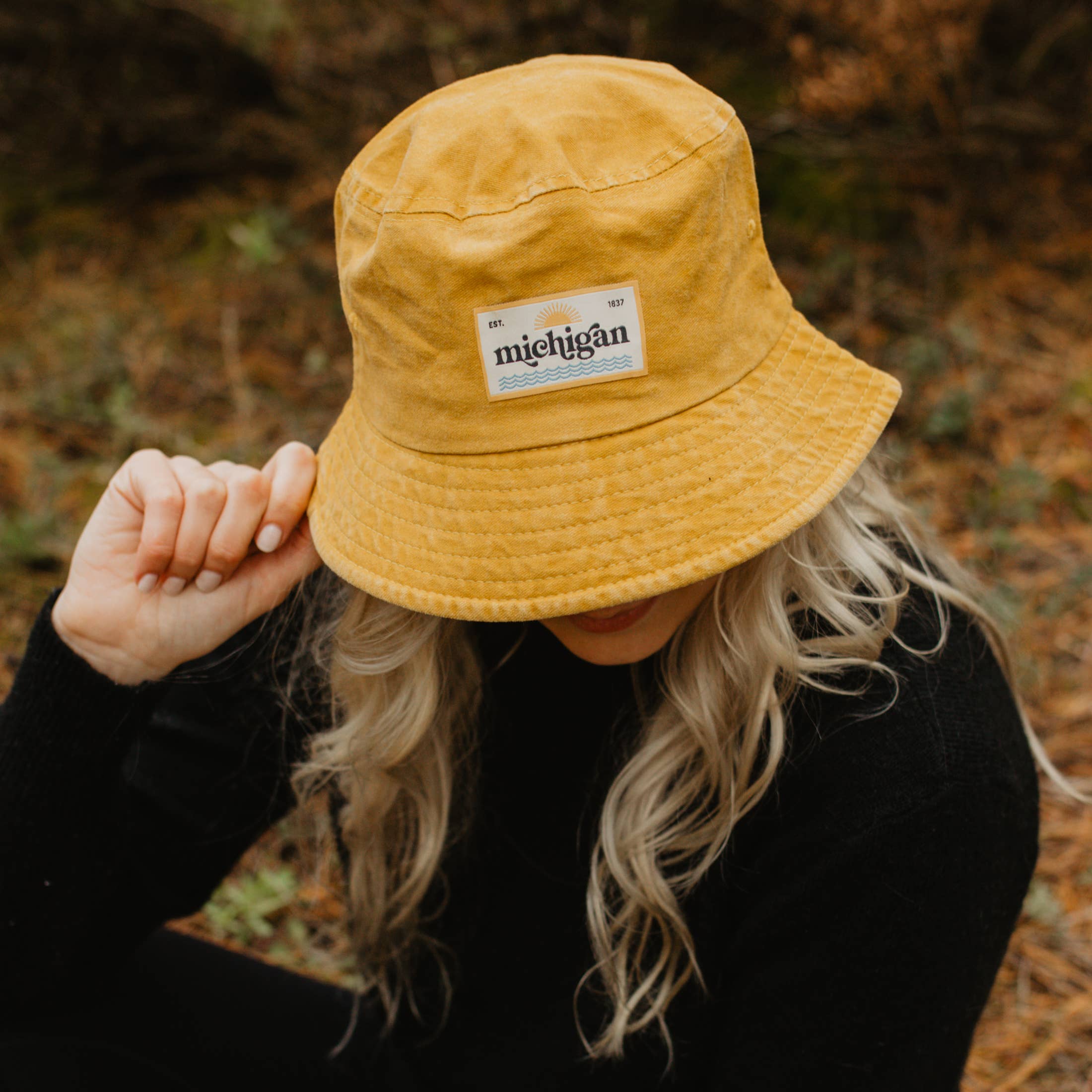 Stuck on Michigan - Vente Bob – femme - Chapeau seau patch Michigan – Chapeau de soleil teint vintage0