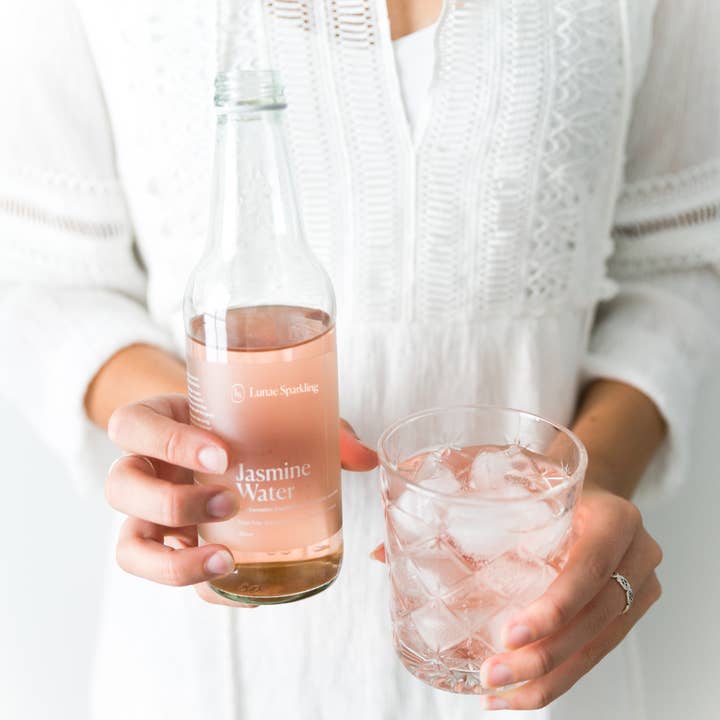 Lunae Sparkling - Wholesale Sparkling water - Jasmine Water