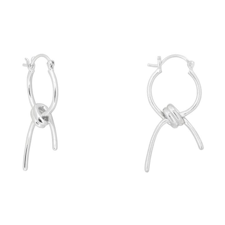 Boucles d'oreilles créoles en fil barbelé argenté pour la vente par Vurchoo