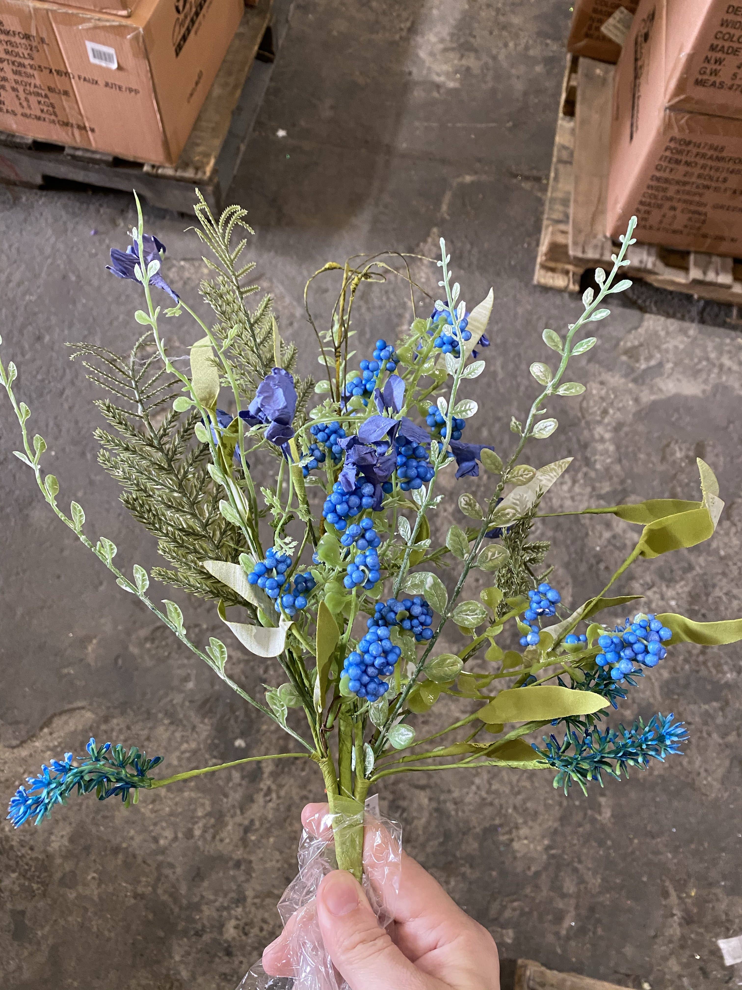 DecoExchange - Wholesale Artificial flowers - 23 In Blue Berry Spray 60919-Bl0