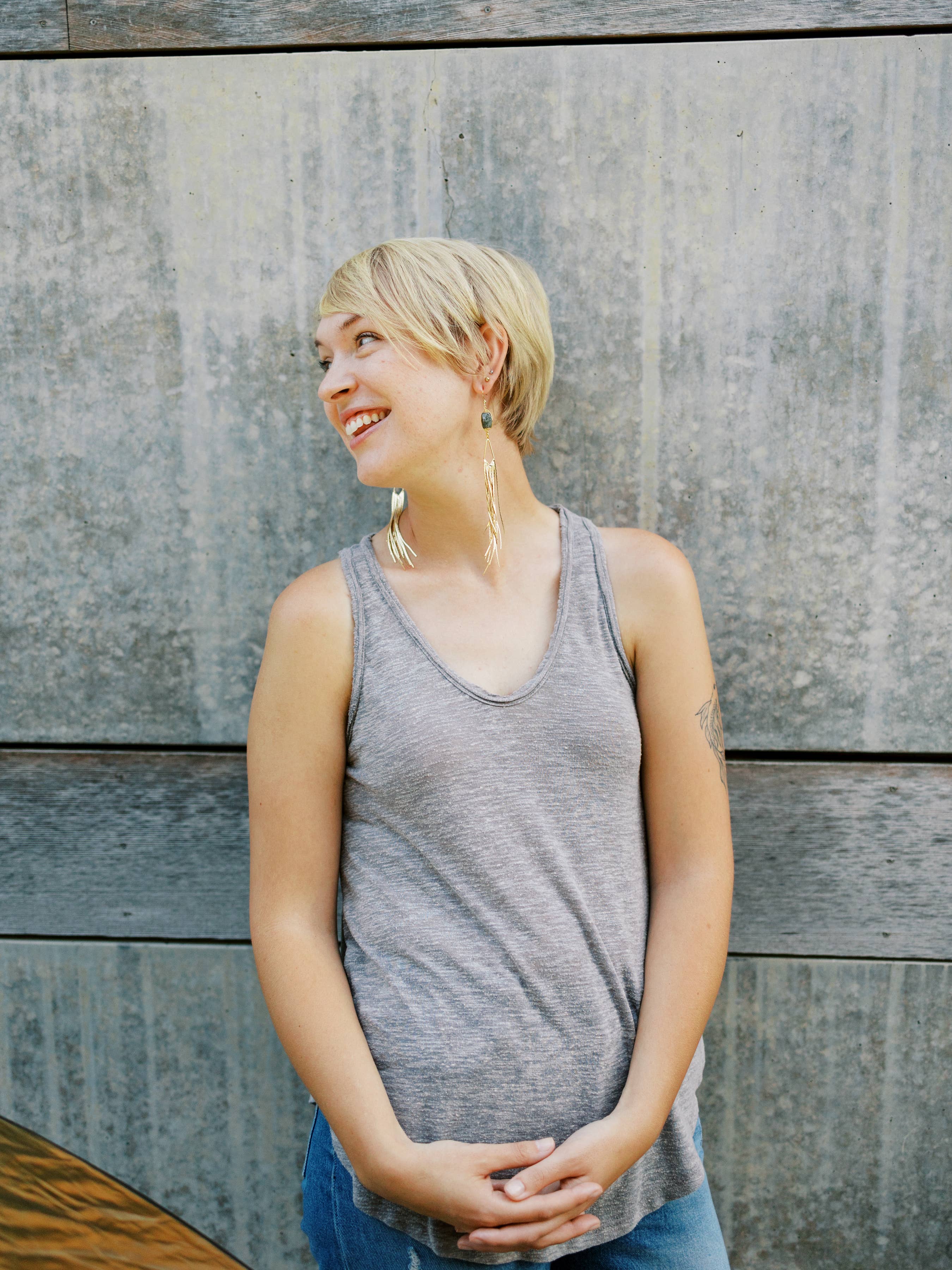 WonderLight Jewelry – wholesale Tofsörhängen – Ädelstensfransörhängen - klar kvarts/klarhet8