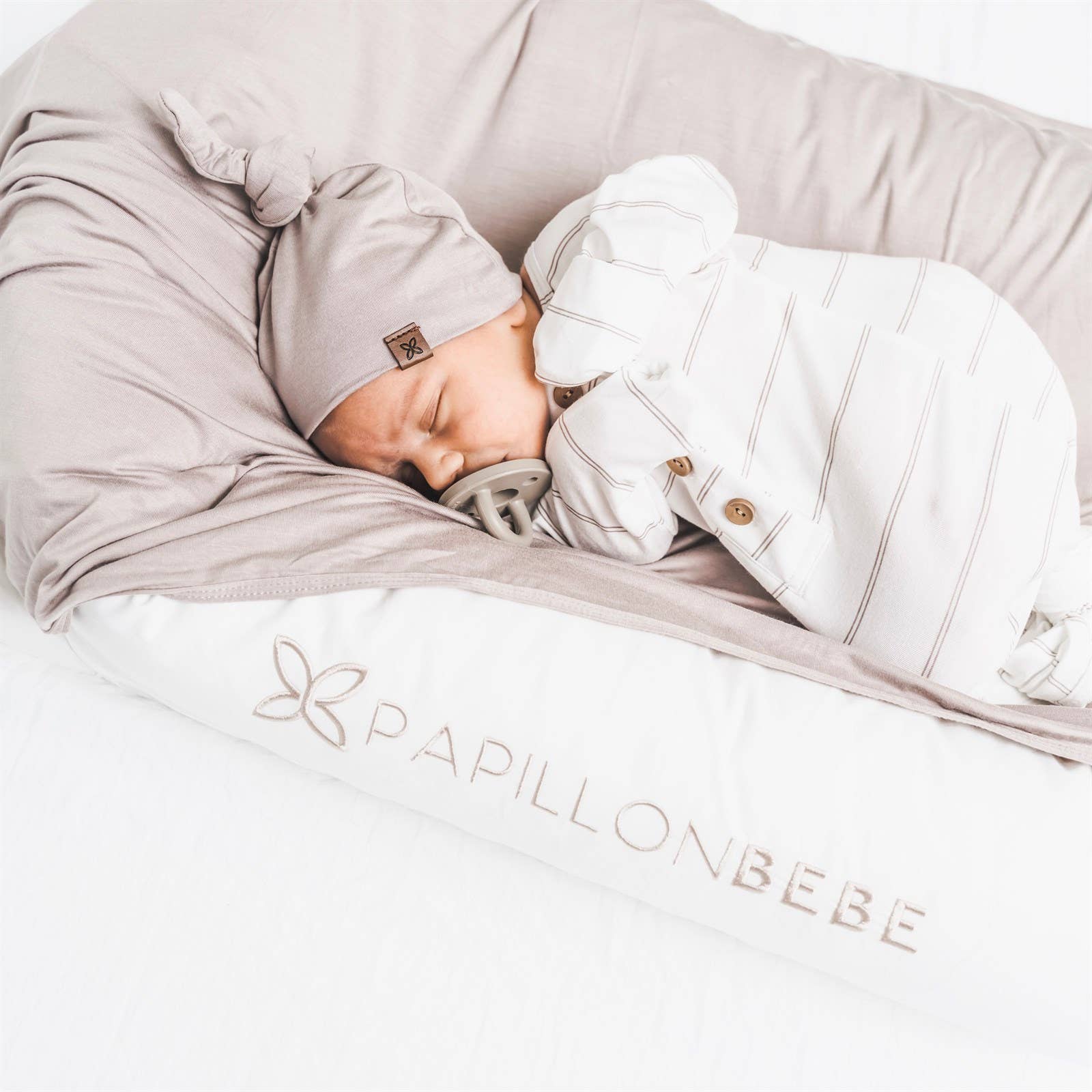 Papillon Bebe – wholesale Lounger – Baby – Cocoon + | Baby lounger, travel8