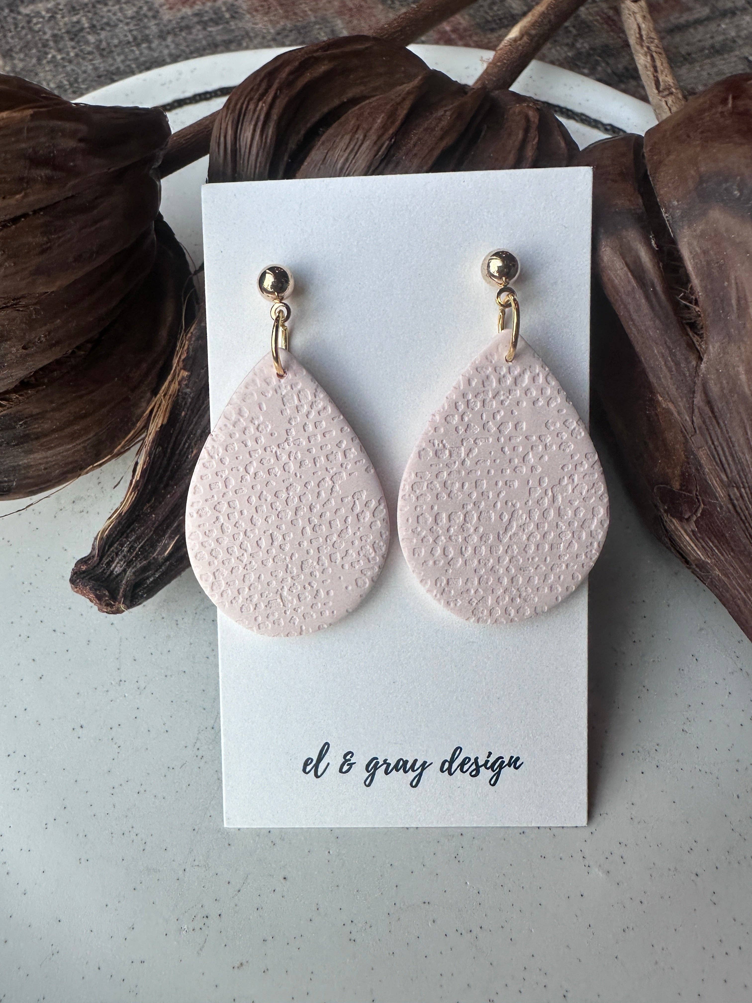 El & Gray Design - Wholesale Dangle Earrings - Pinkies Up Dangle Earrings2