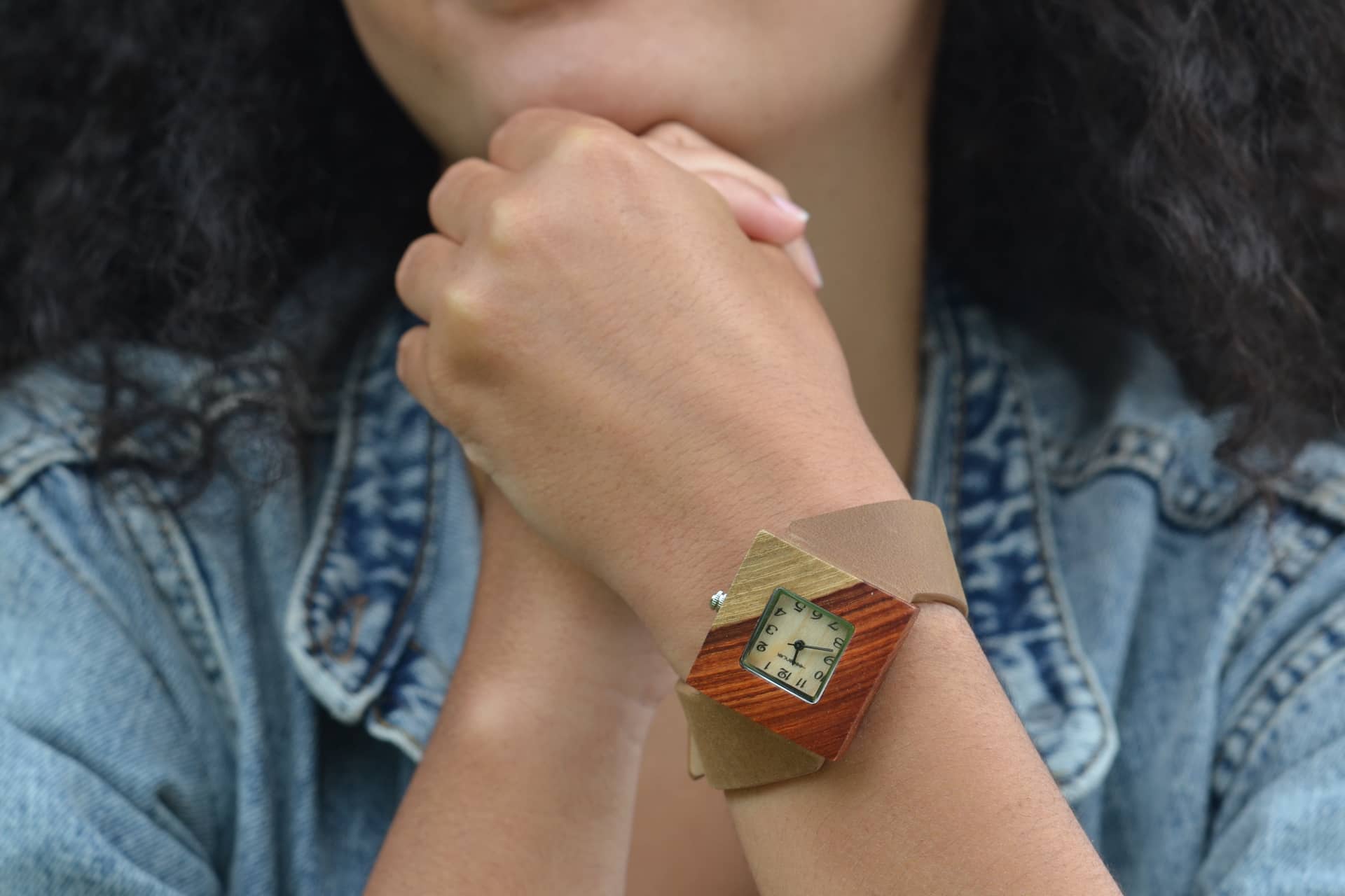 Essenciel - Wholesale Wrist Watch - Women's - Brown Square Leather and Wood Watch3