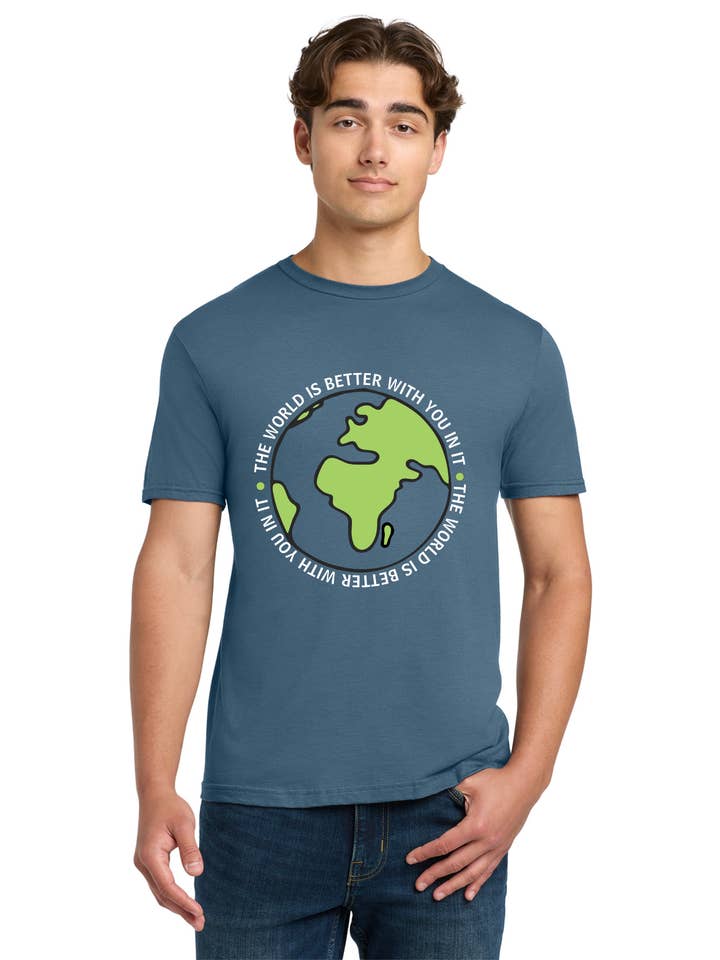 Le monde est meilleur avec toi dedans T-shirt pour la vente par Badger Track Customs