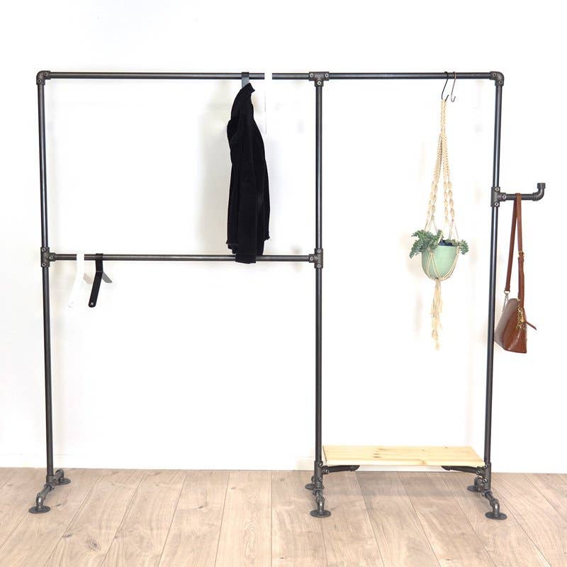 RIPATON - Wholesale Coat Rack - THE INGENIOUS
Clothing rack on round steel legs1