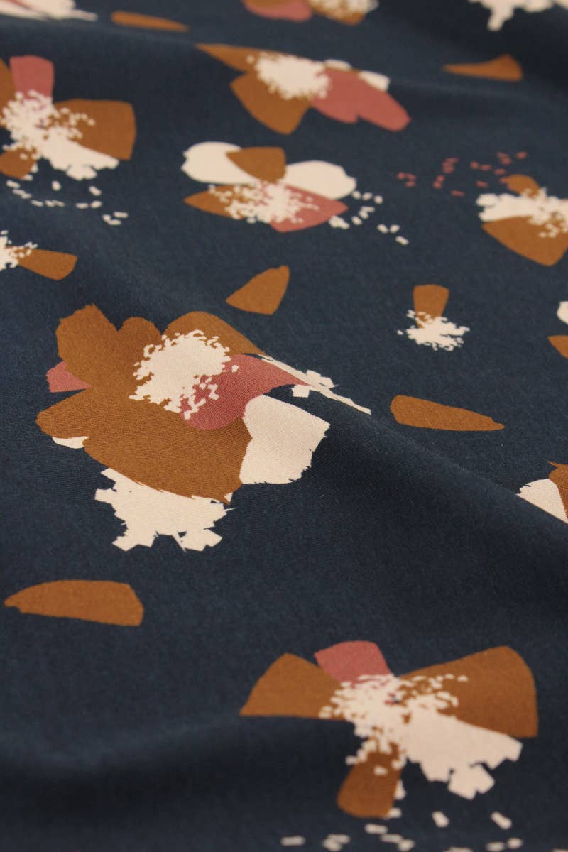 Eglantine et Zoé - Wholesale Fabric - Ink Blue Anemone Cotton Jersey Fabric12