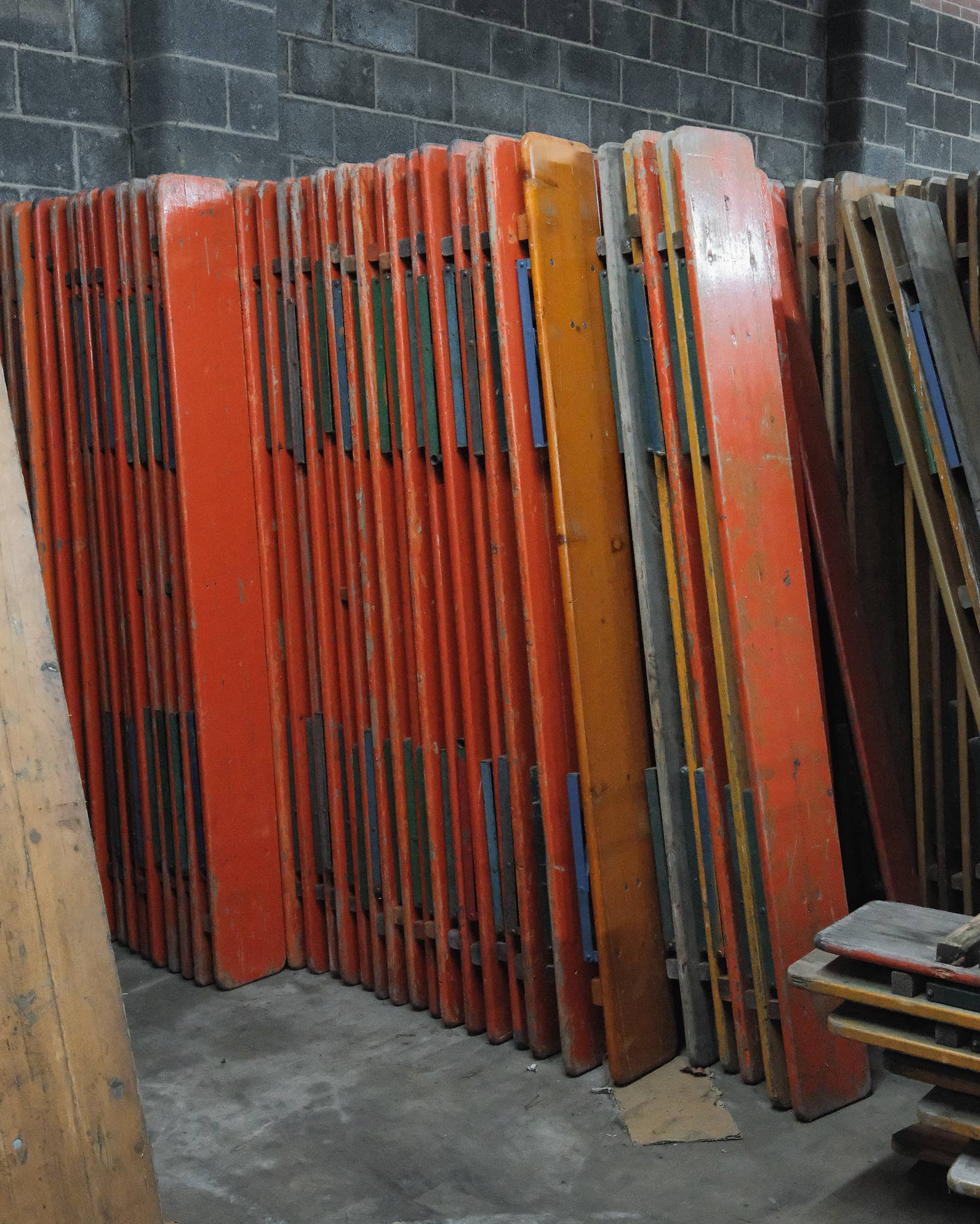 Golden Oldies Antiques - Wholesale Patio Table - Vintage Beer Garden Set - Biergartin Table & Benches6