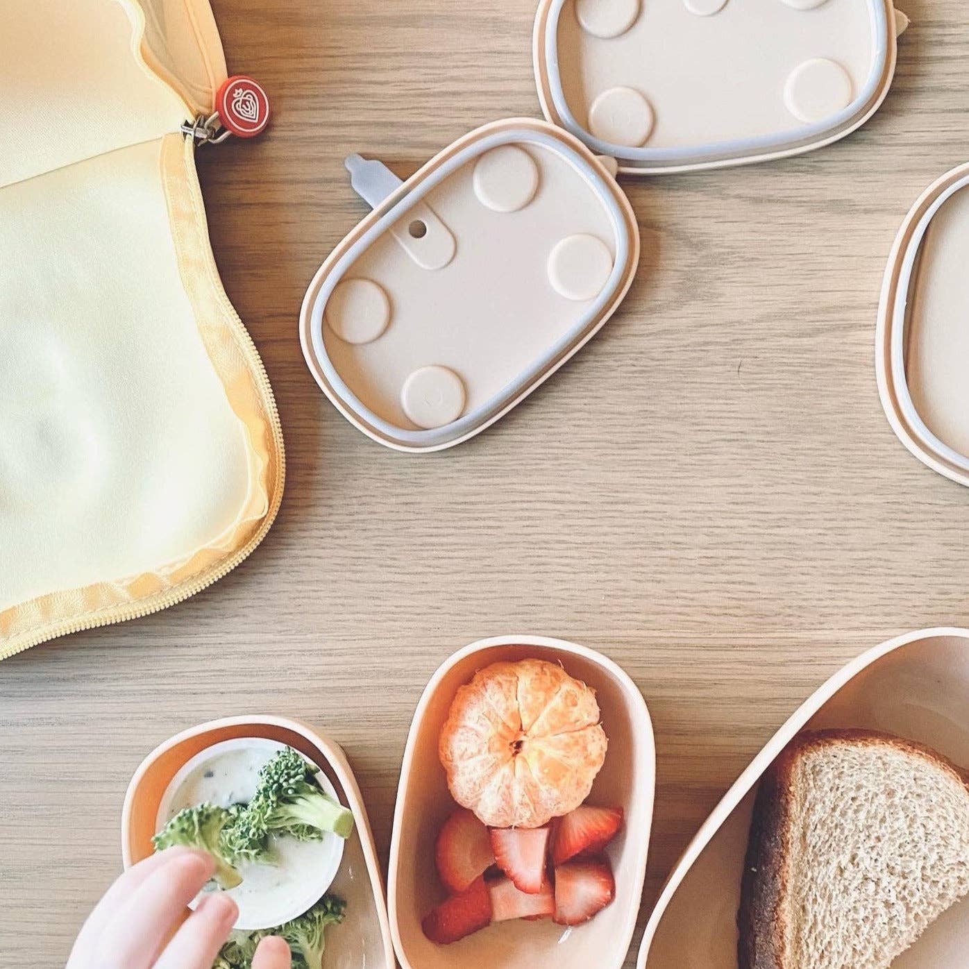 Prince Lionheart - Wholesale Lunch bag/box – Kids - Bentomal ® To Go Bento Box and Carry Bag Lunch Box Container2