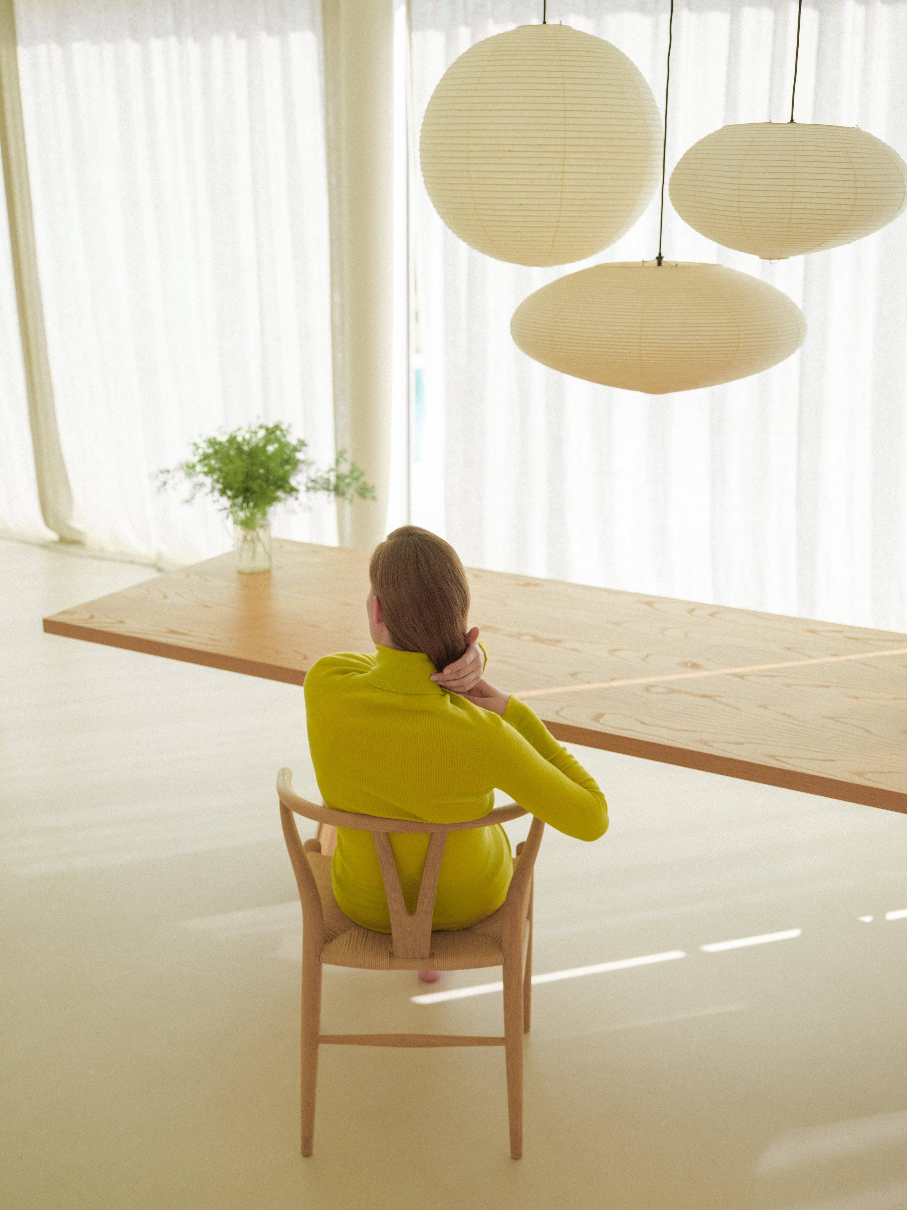 Lèmme - Wholesale Gebreide top - Dames - Geribbelde coltrui van extra fijne Merinowol (3D-breisel)24