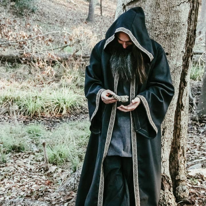 everfan - Wholesale Costume - Unisex - Adult Celtic Robe | Medieval Sorcerer Cloak with Hood