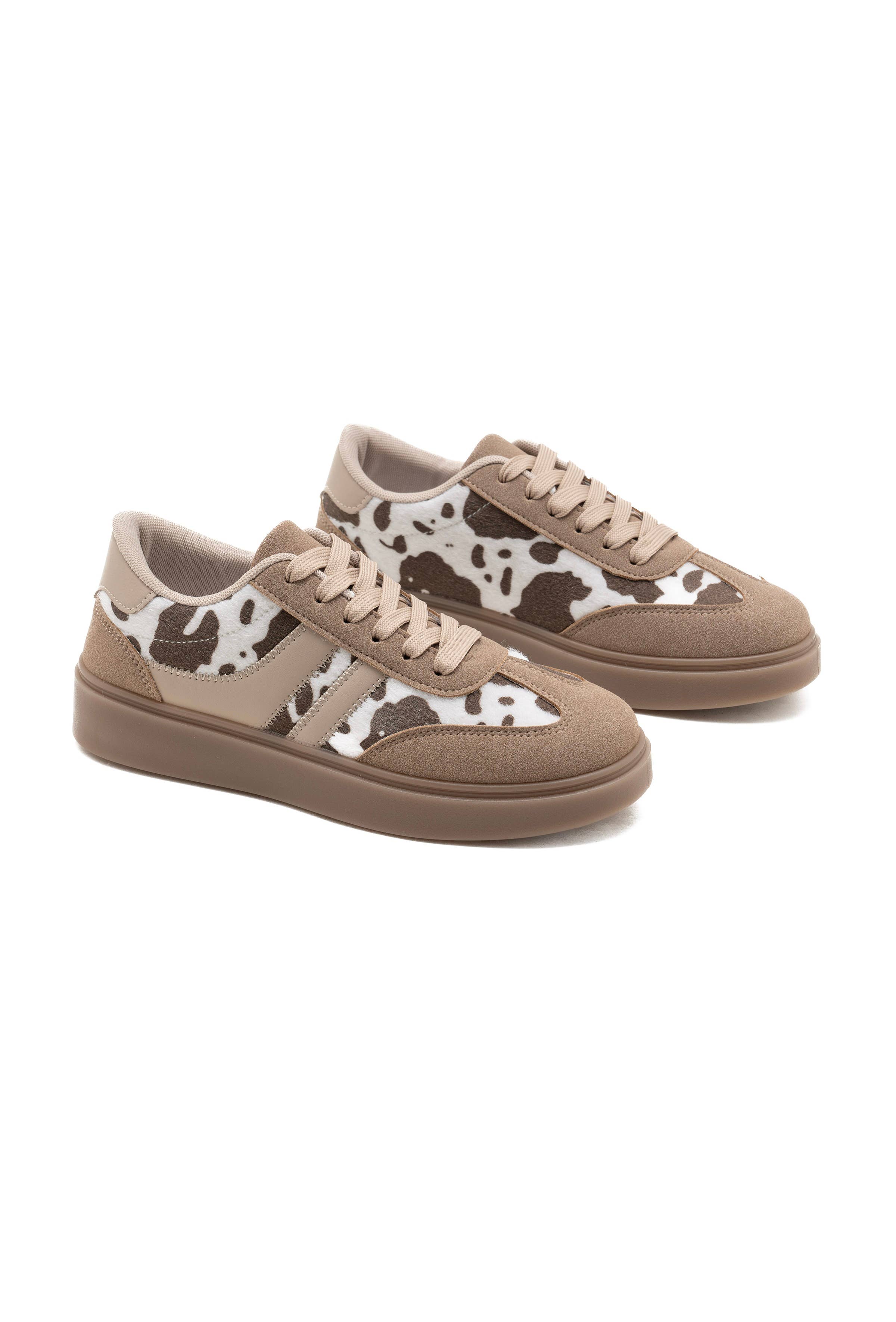 C'M PARIS - Wholesale Lifestyle Sneakers - Women's - Low Retro Sneakers with Double Straps 12121