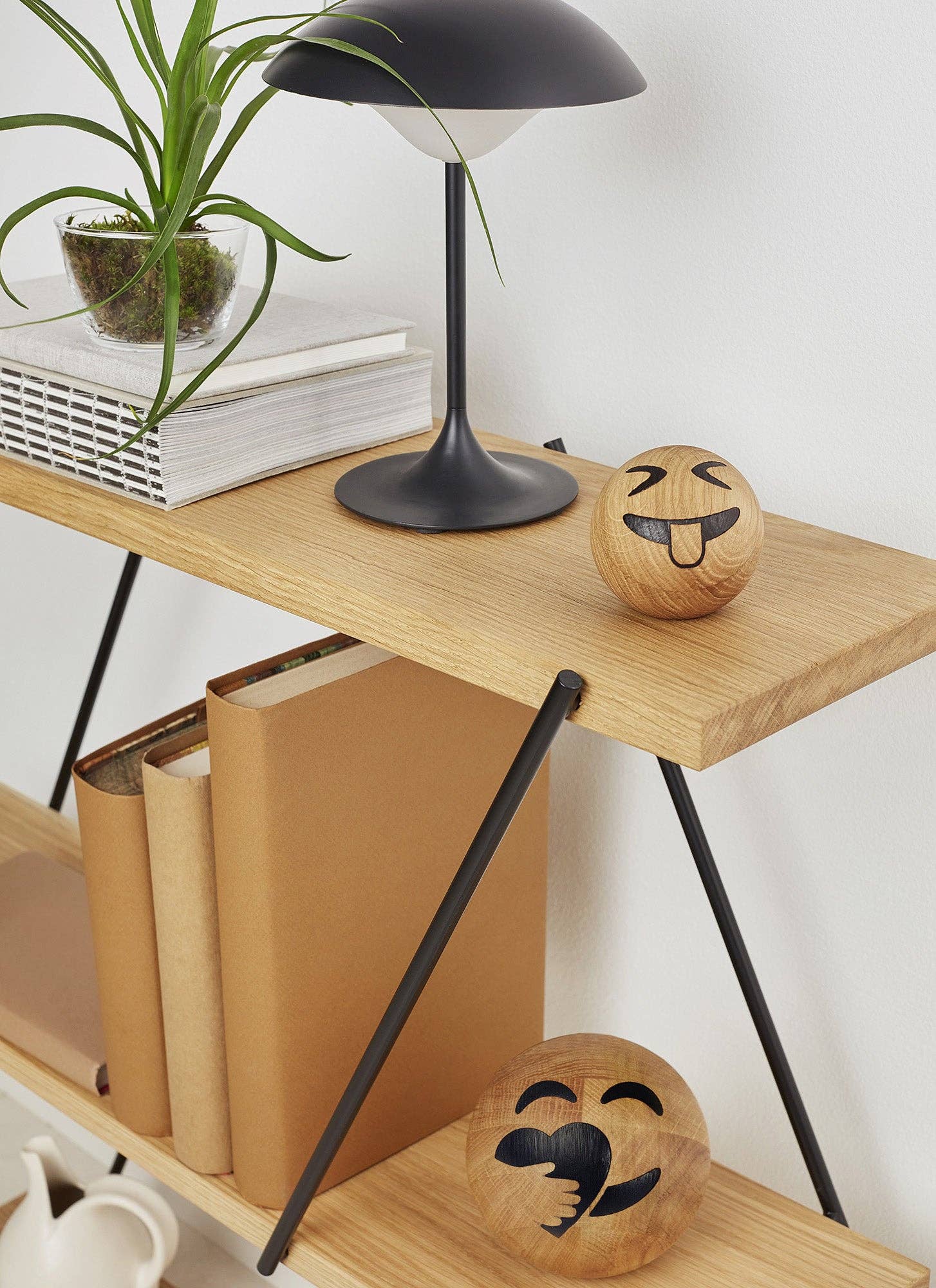 Spring Copenhagen - Venta al por mayor Artículo decorativo de mesa - Entrecerrar los ojos2