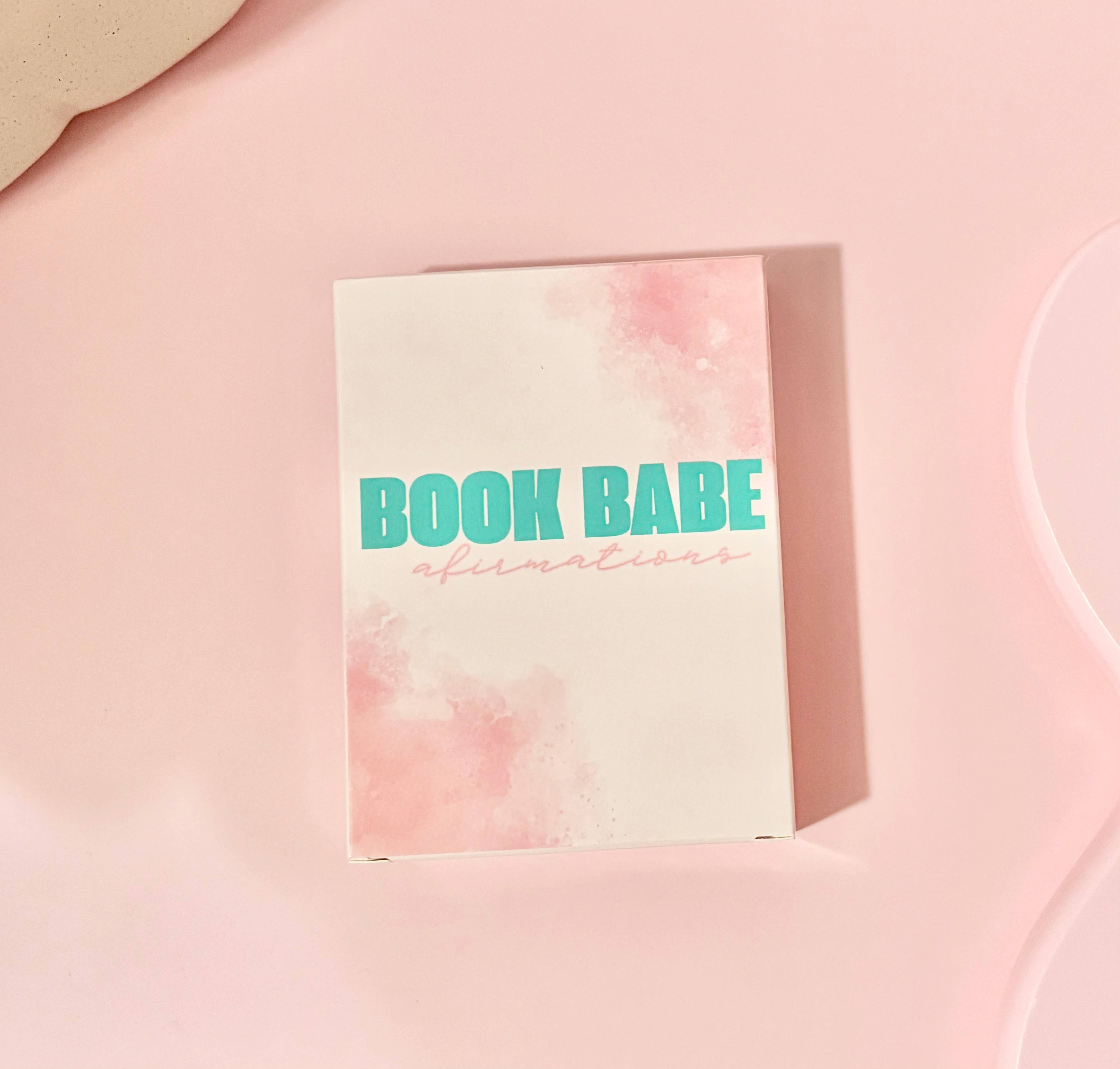 The Blush Hut – wholesale Bokmärke – Bokälskare Affirmationskort - 50 bokliga kort4