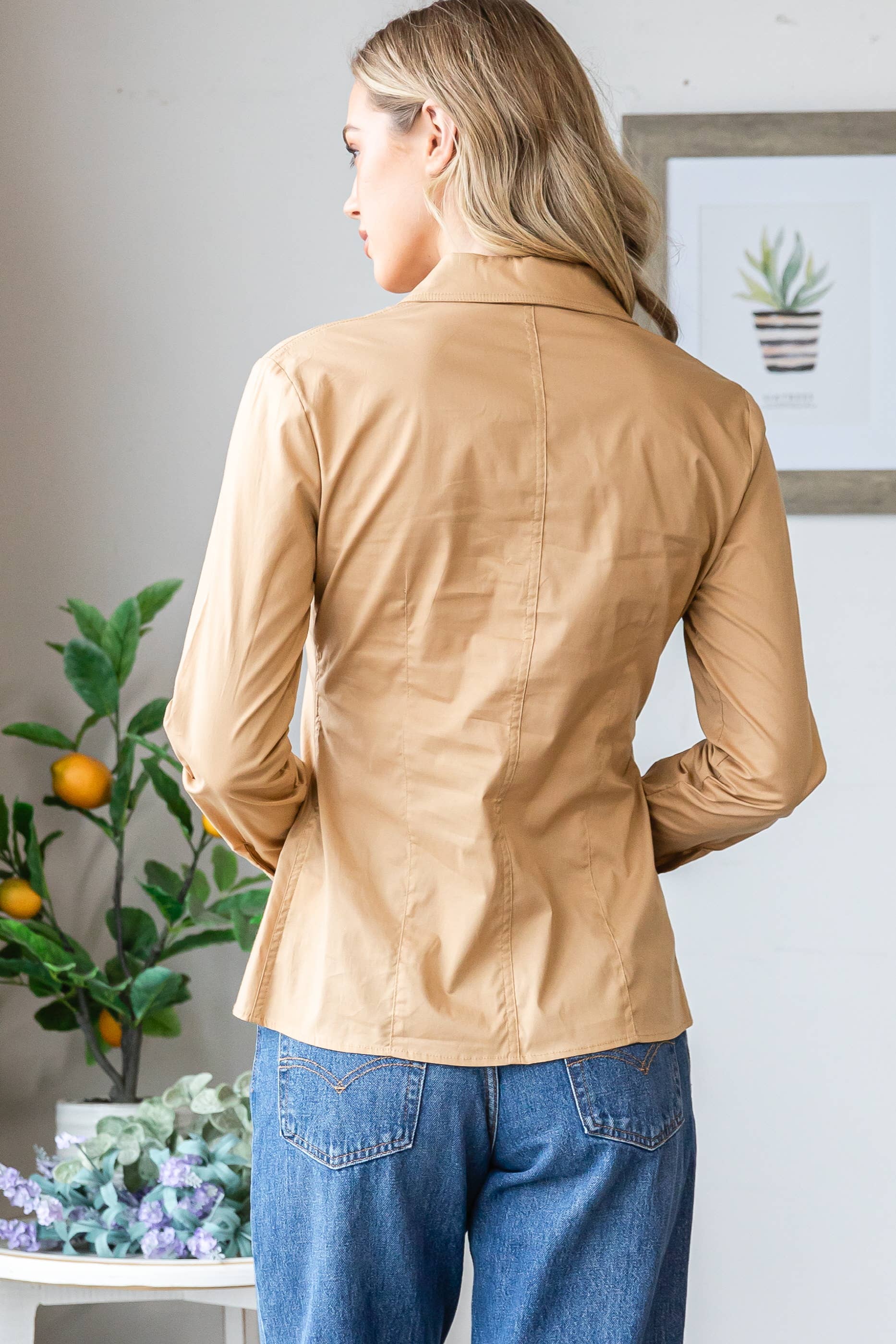 KIWI – Großhandel Hemd mit Button-down-Kragen – Damen – IT2451 Slim Fit Stretch Baumwoll-Popeline Button-Down-Hemd4