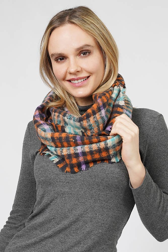 Hana - Wholesale Scarf - Women's - Plaid Pattern Infinity Scarf5