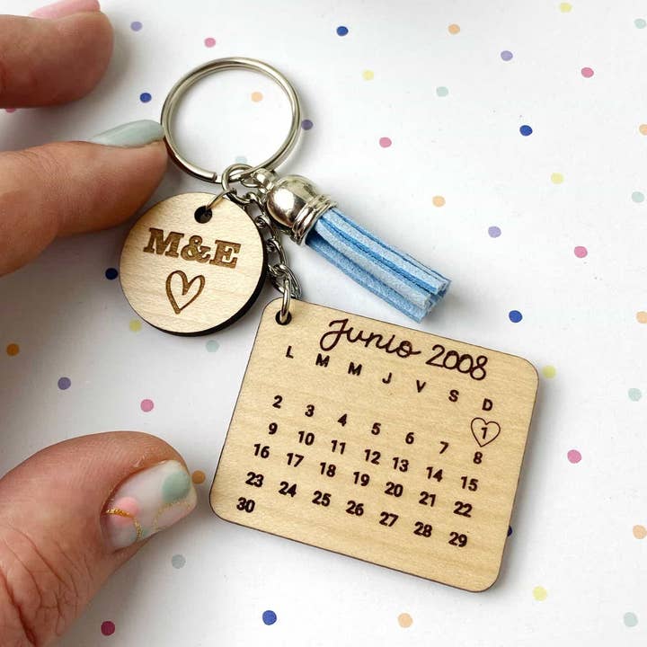MissCreatica - Wholesale Keychain - Unisex - Personalized calendar keychain0