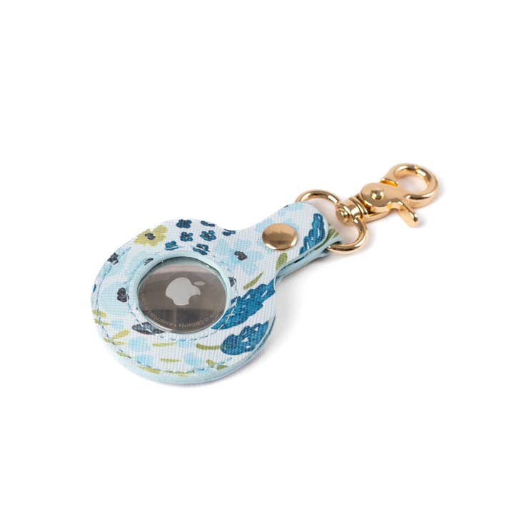 Elyse Breanne Design – wholesale Passport case – women's – AirTag Keychain15