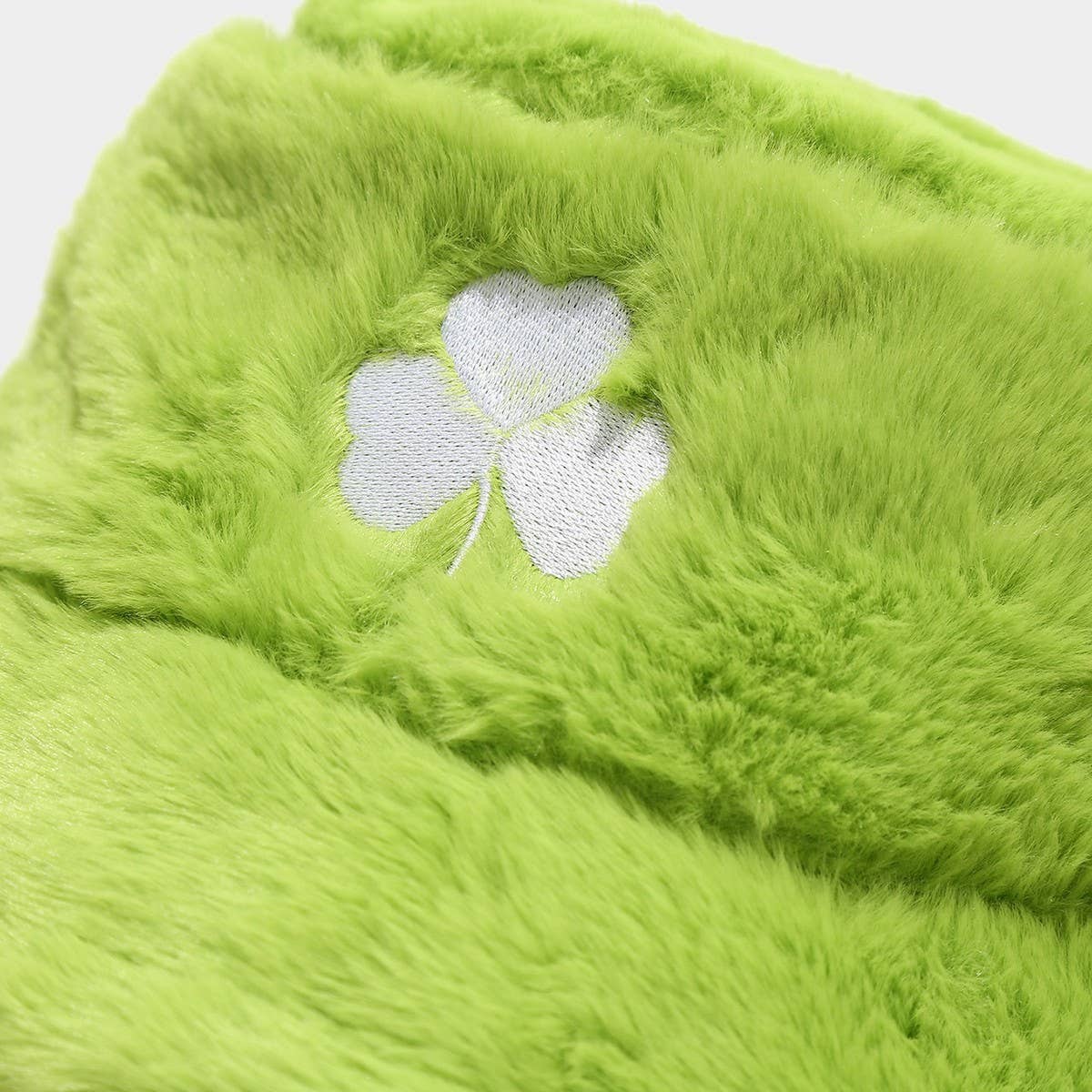 ACCITY - Wholesale Bucket Hat - Women's - Green Clover Embroidery Bucket Hat Winter Warm_CWAH046857