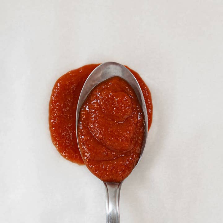 Sugo med cacioricotta - Tomatsås med cacioricotta och extra jungfruolivolja (280g) för wholesale av OLIO DI SERRA