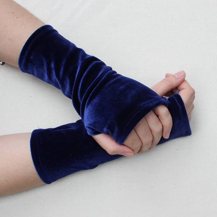 Dana Herbert - Wholesale Gloves - Women's - Velvet Fingerless Gloves