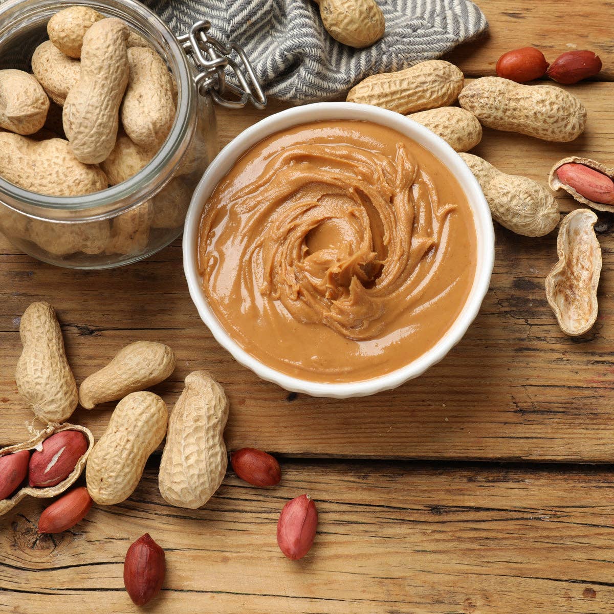 Wild West Chocolate - Wholesale Chocolate Covered Sweets - Peanut Butter Peanut Bear Claws Master Case2