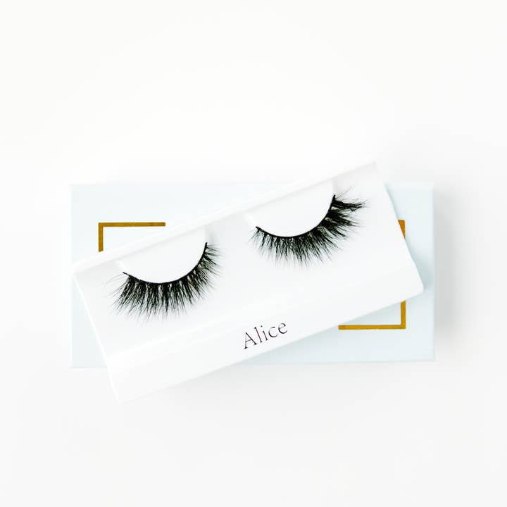 Reusable False Eyelashes- Alice for wholesale by b.lashed