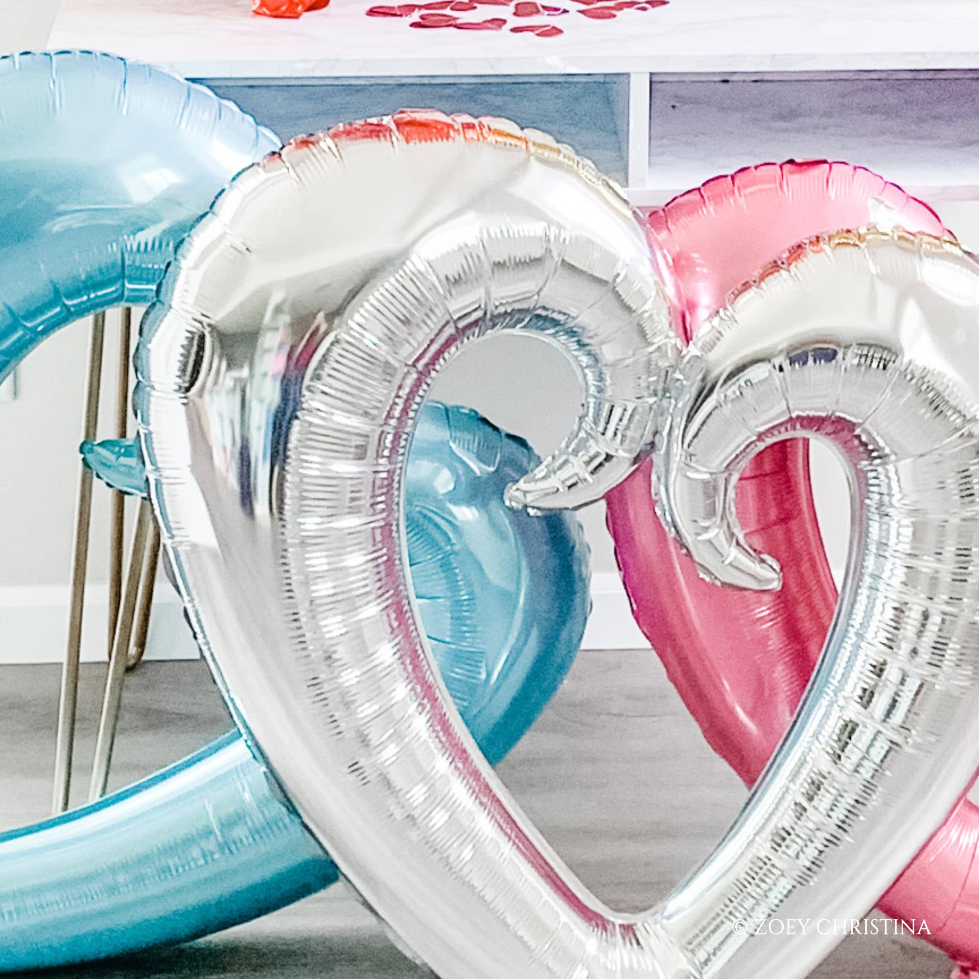 Zoey Christina - Wholesale Balloon - Jumbo Open Heart Shaped Balloon11