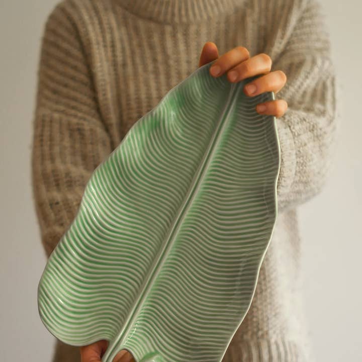 Palm Leaf Alley and other Purchase Wholesale piatto. Free Returns & Net 60 Terms on Faire trending on Faire.