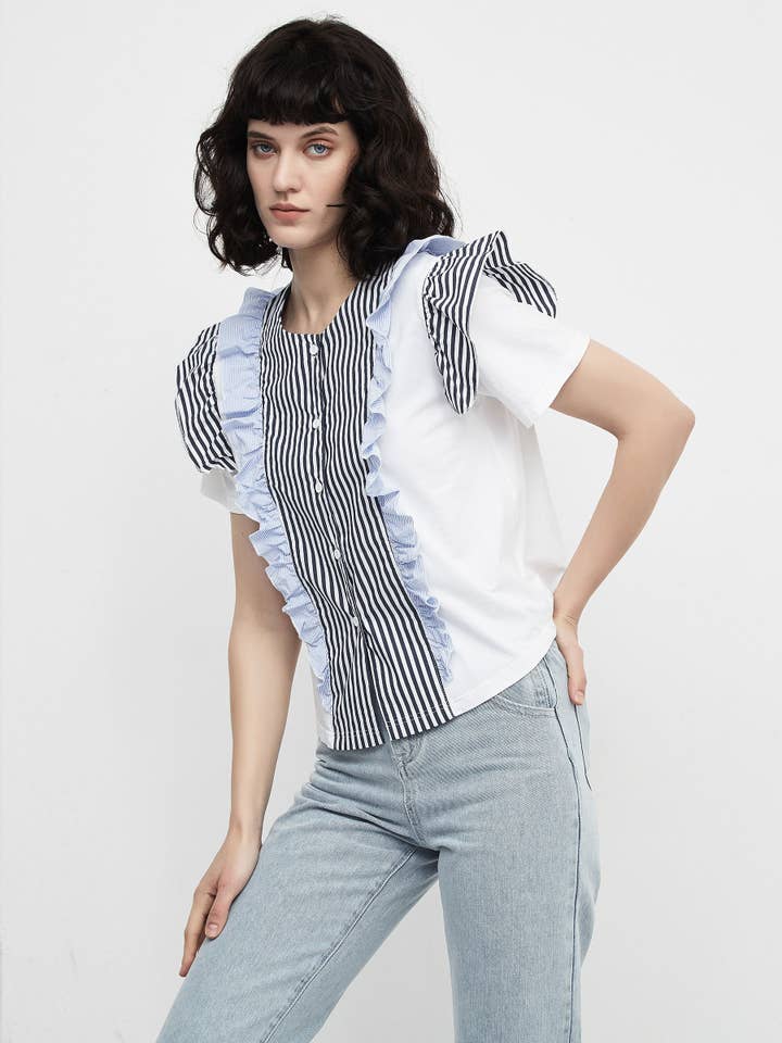 Bianco/Blu Top a maniche corte color block con volant in vendita all'ingrosso su Faire6