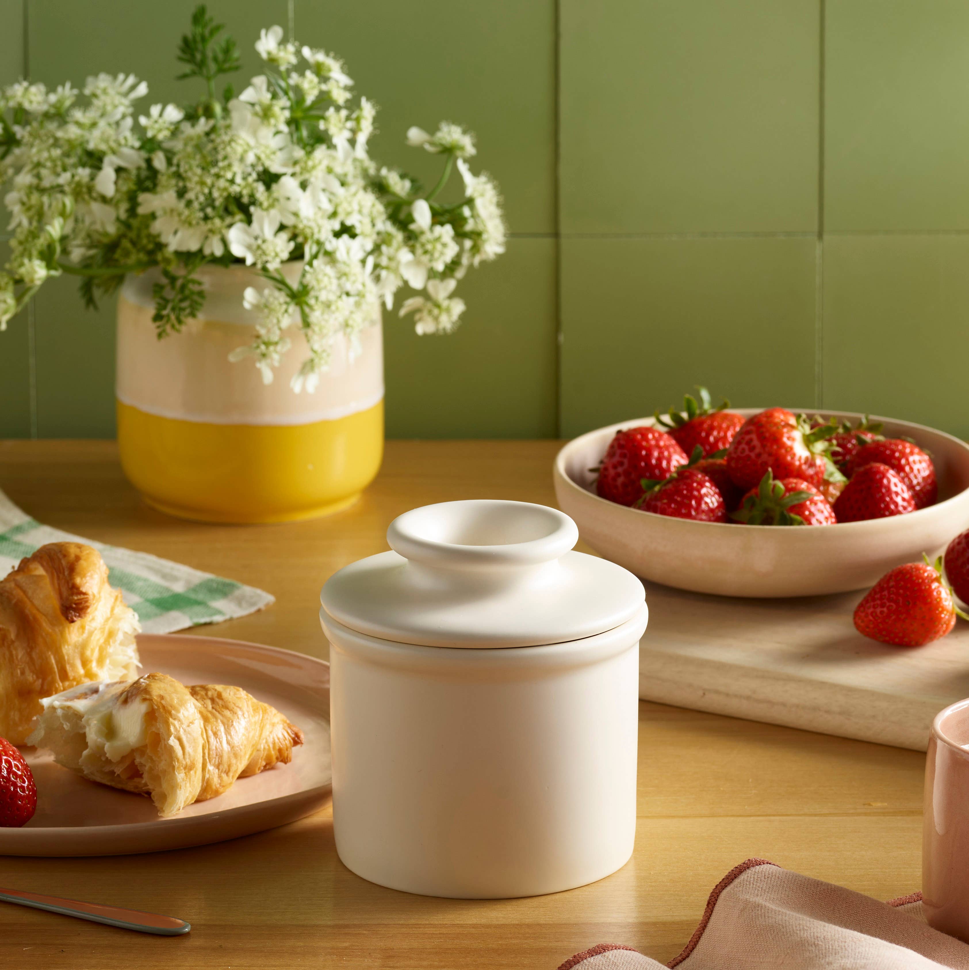 The Original Butter Bell® Crock - Wholesale Butter Dish - The Original Butter Bell® Crock - Retro Ivory Matte3