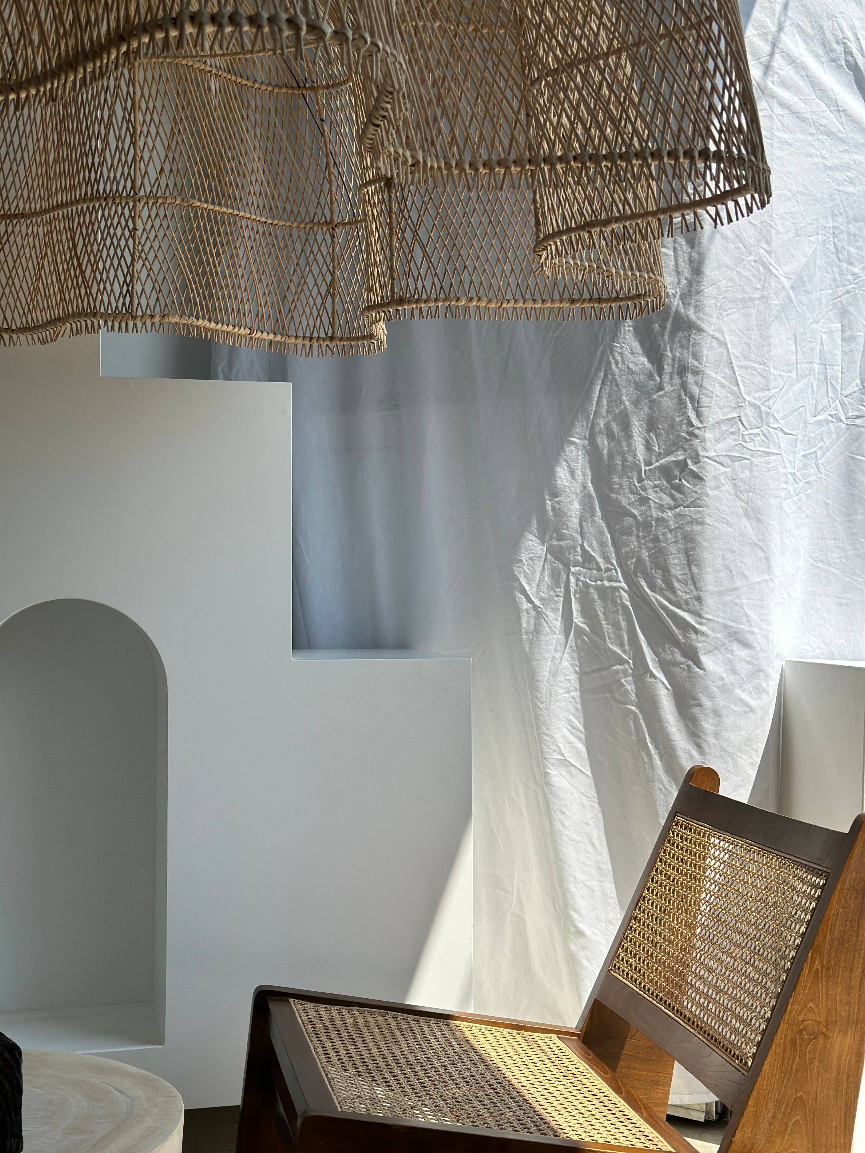 Office Objets - Wholesale Chandelier/Hanging Light - Immense rattan suspension in the shape of a flower, tulip, corolla H:1m; D:1m50130