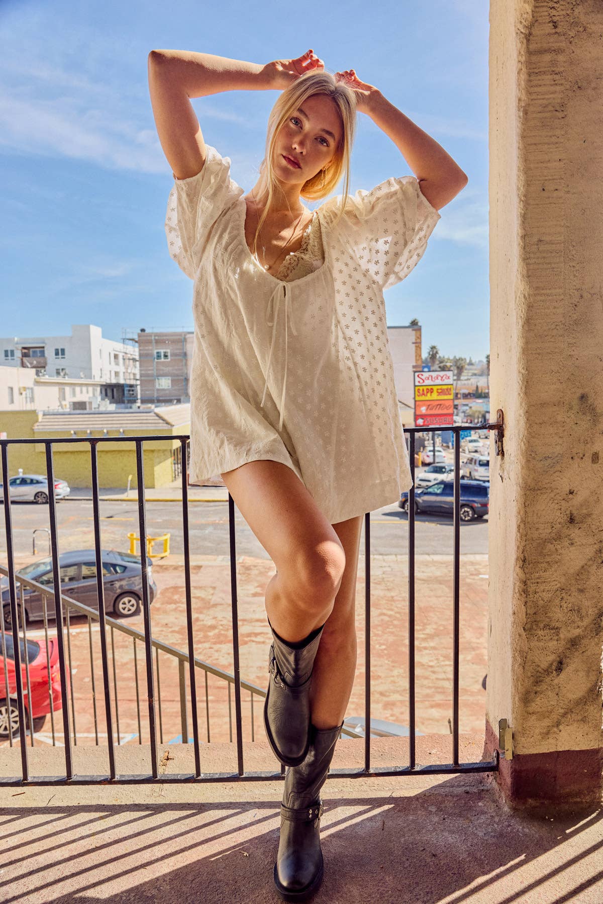 Marguerite Combinaison en dentelle de coton brodé en vente sur Faire4