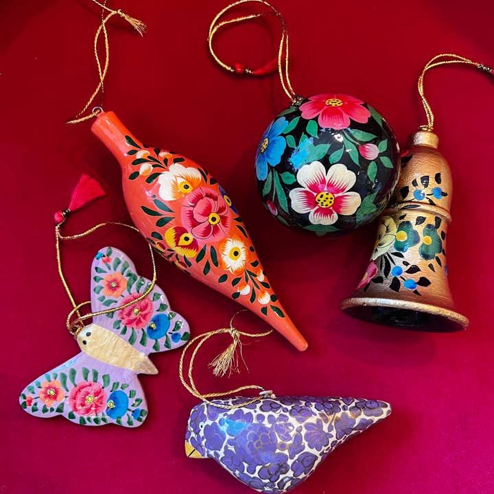 AYKA - Wholesale Ornament Set - Set of 5 - Hand Painted Christmas Assorted Ornaments