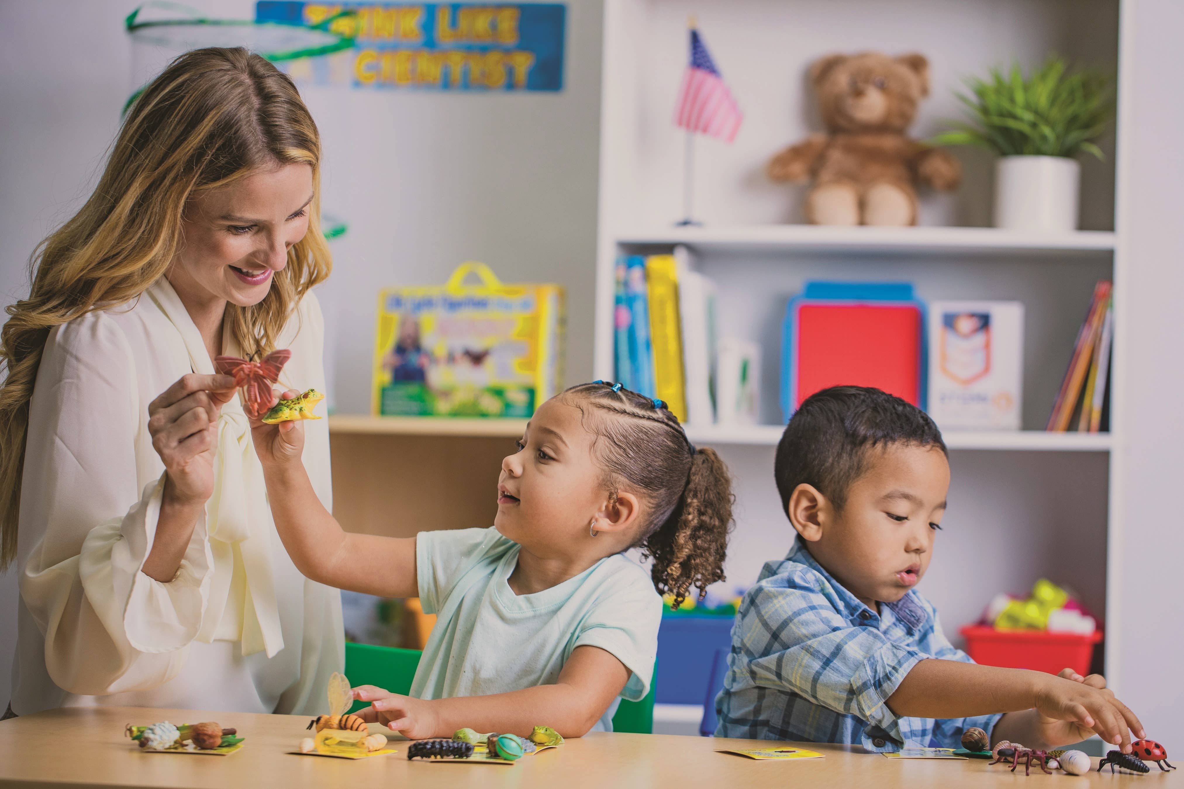 INSECT LORE - Vente Figurine – enfant - Figurines du cycle de vie - Ensemble de 24 pièces7