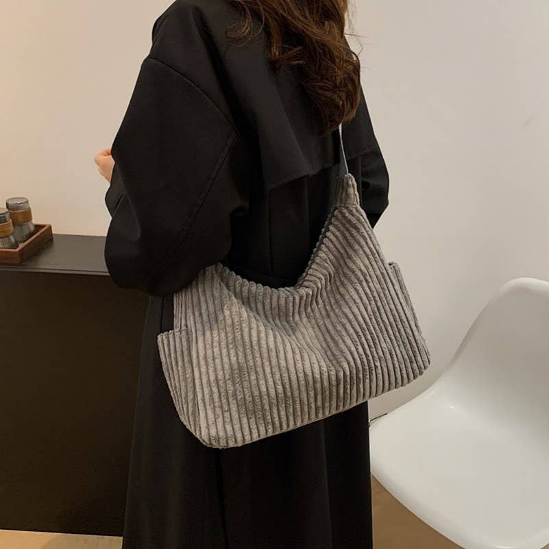 JOSSLYN by wall to wall – wholesale Axelremsväska – Dam – Corduroy casual quiltad axelväska | 40P58210