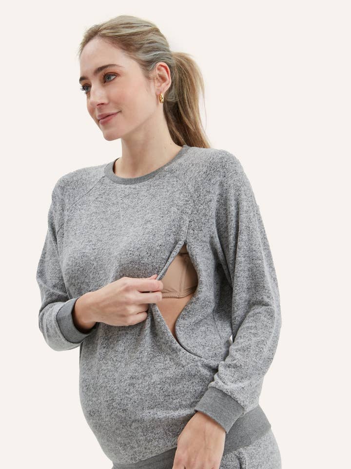 Felpa per allattamento Heart On My Sleeve per la vendita all'ingrosso da parte di Nom Maternity