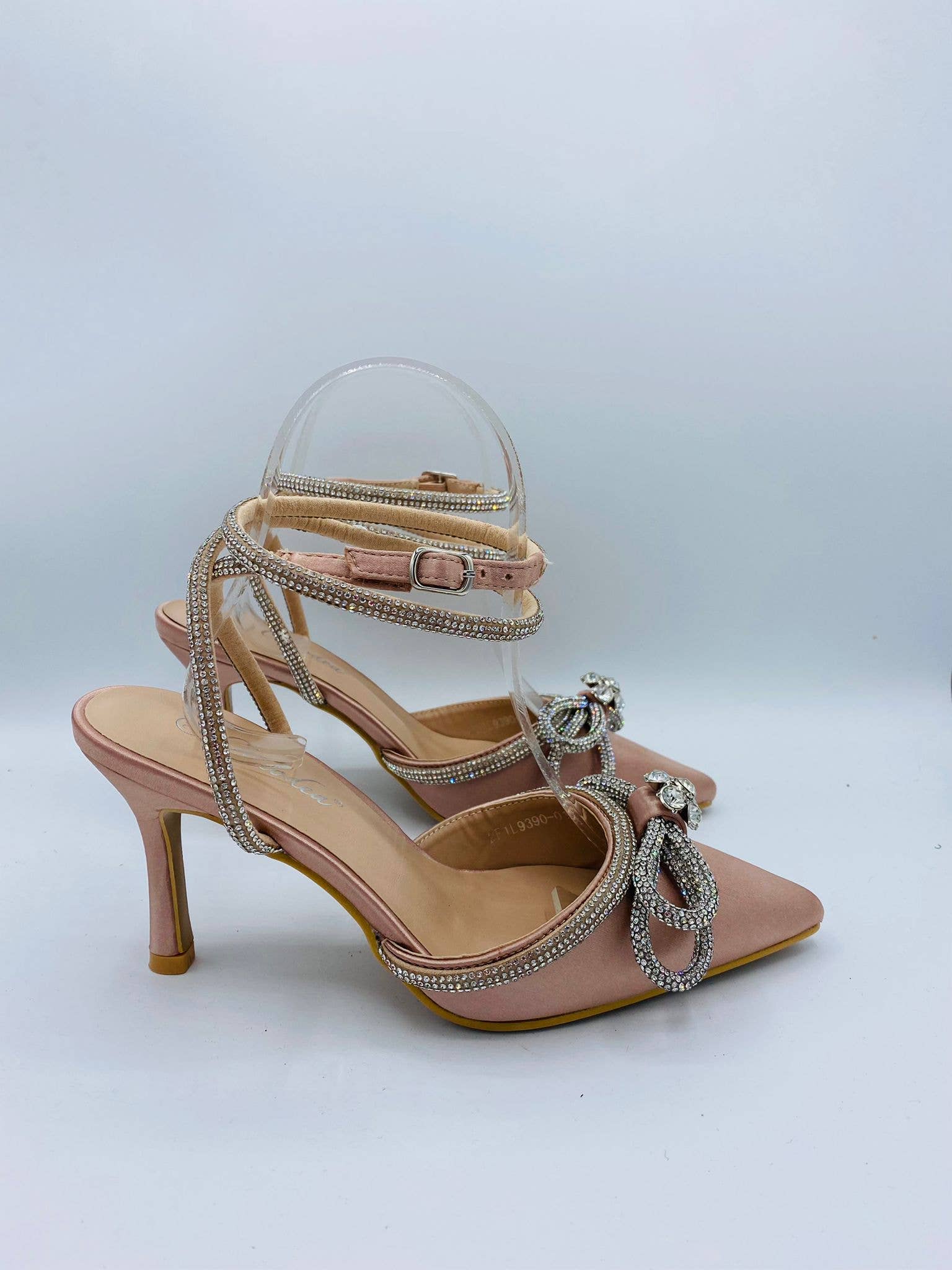 Vera Shop – Salto alto - Mulher por atacado – Sapato scarpin com joias1