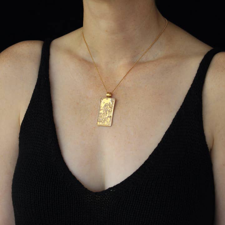 Vis a Vis Jewelry - Wholesale Pendant/Charm Necklace - Circe Sorceress Pendant Necklace1