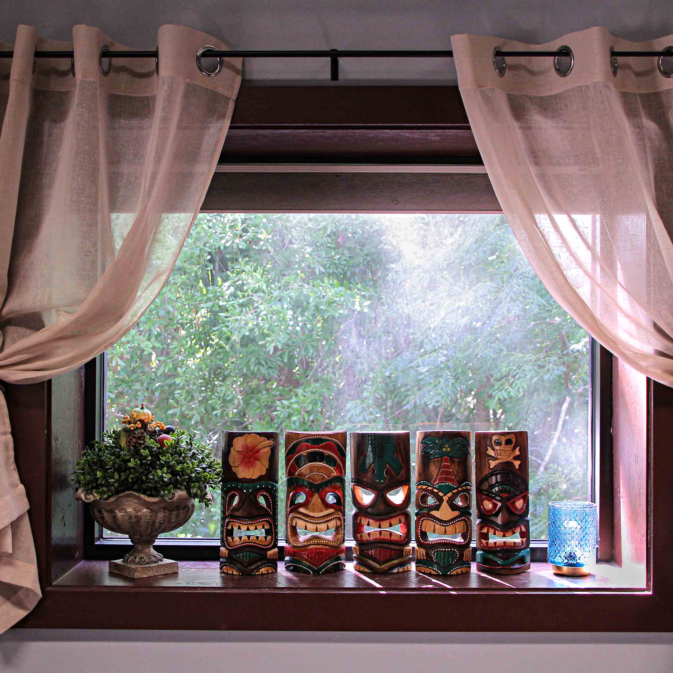 Zeckos – Engroshandel 3D-vægkunst – Sæt med 10 udskårne træ-tiki masker til væg, 30 cm høje7