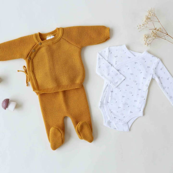 Trois kilos Sept - Wholesale Clothing Set - Baby - Newborn trousseau - Slipper and hat bra4