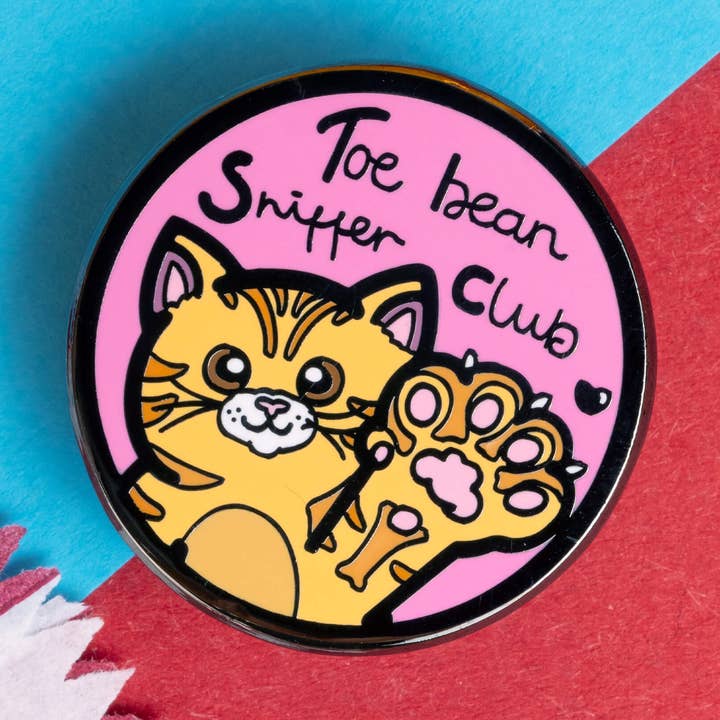 Toe Bean Sniffer Club emaille pin voor wholesale door Innabox Ltd