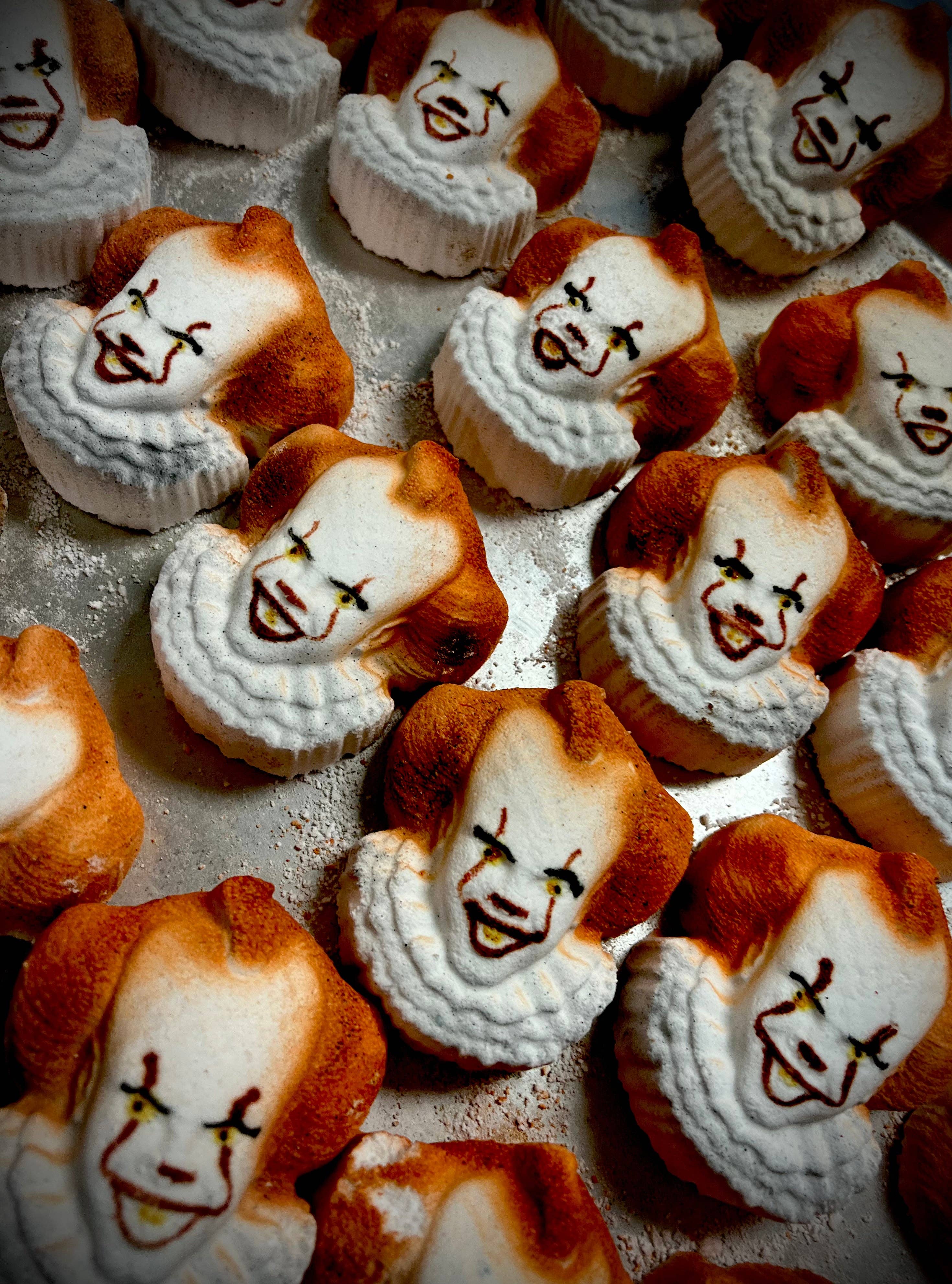 Man on the Moon Mystics - Wholesale Bath Bomb/Fizz - The Dancing Clown Bath Bomb2